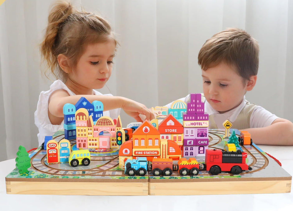 Ciudad en Movimiento – Maletín de Construcción y Trenes de Madera