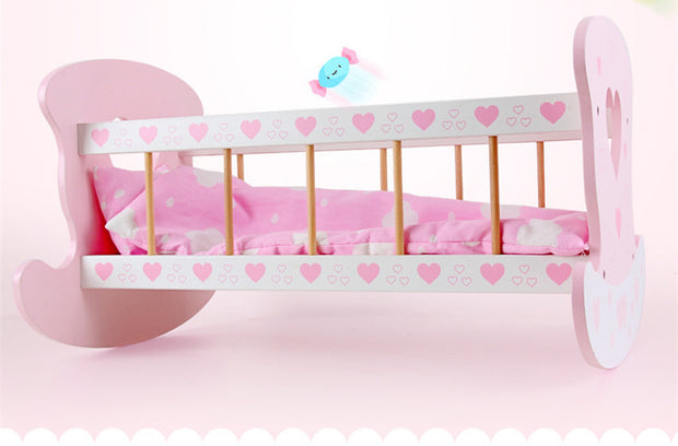 Cuna Mecedora de Madera para Muñeca – Juega, cuida y comparte con amor