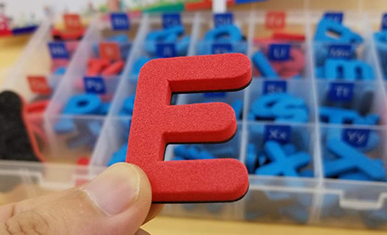 LetterLand – Mega Set de Letras Magnéticas