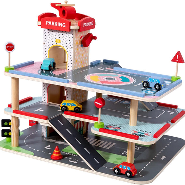 Centro de Estacionamiento de Madera – Parking de 3 Niveles con Rampas, Ascensor y Accesorios