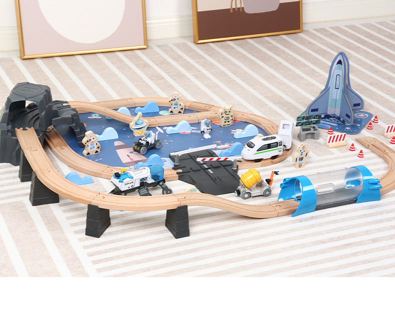 Estación Espacial de Madera con Tren y Astronautas – 89 Piezas para una Aventura Galáctica