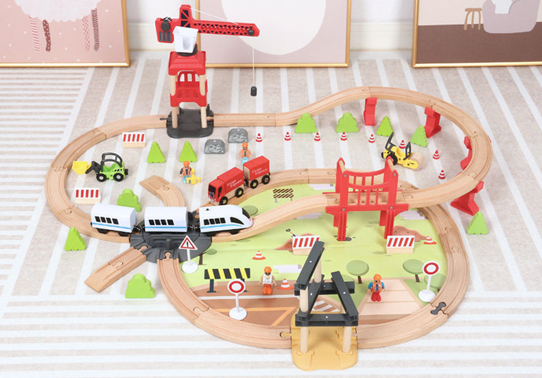 Gran Ciudad del Tren – Set de Madera con 104 Piezas y Tren Eléctrico