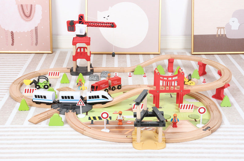 Gran Ciudad del Tren – Set de Madera con 104 Piezas y Tren Eléctrico