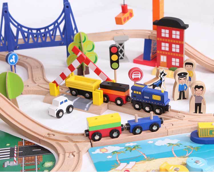 Mega Pista de Tren de Madera – Ciudad y Puerto con 108 Piezas