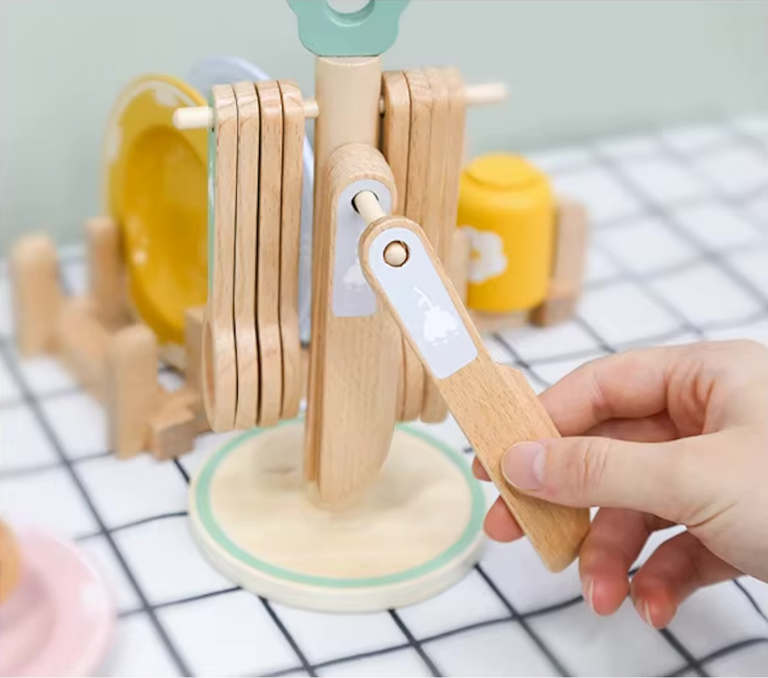 Set de Vajilla de Madera “Pequeños Momentos”