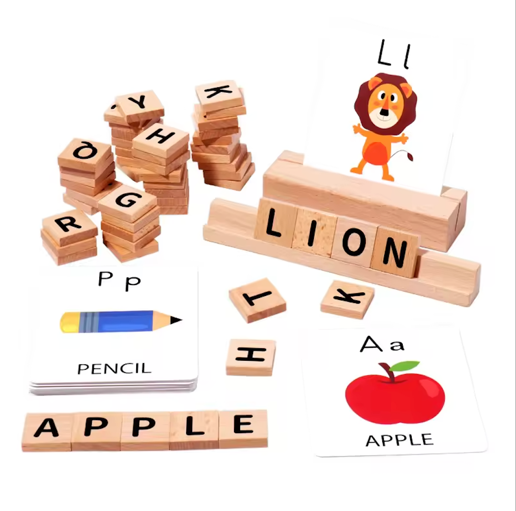 Palabras que cobran vida: Juego de Spelling con letras de madera y tarjetas ilustradas
