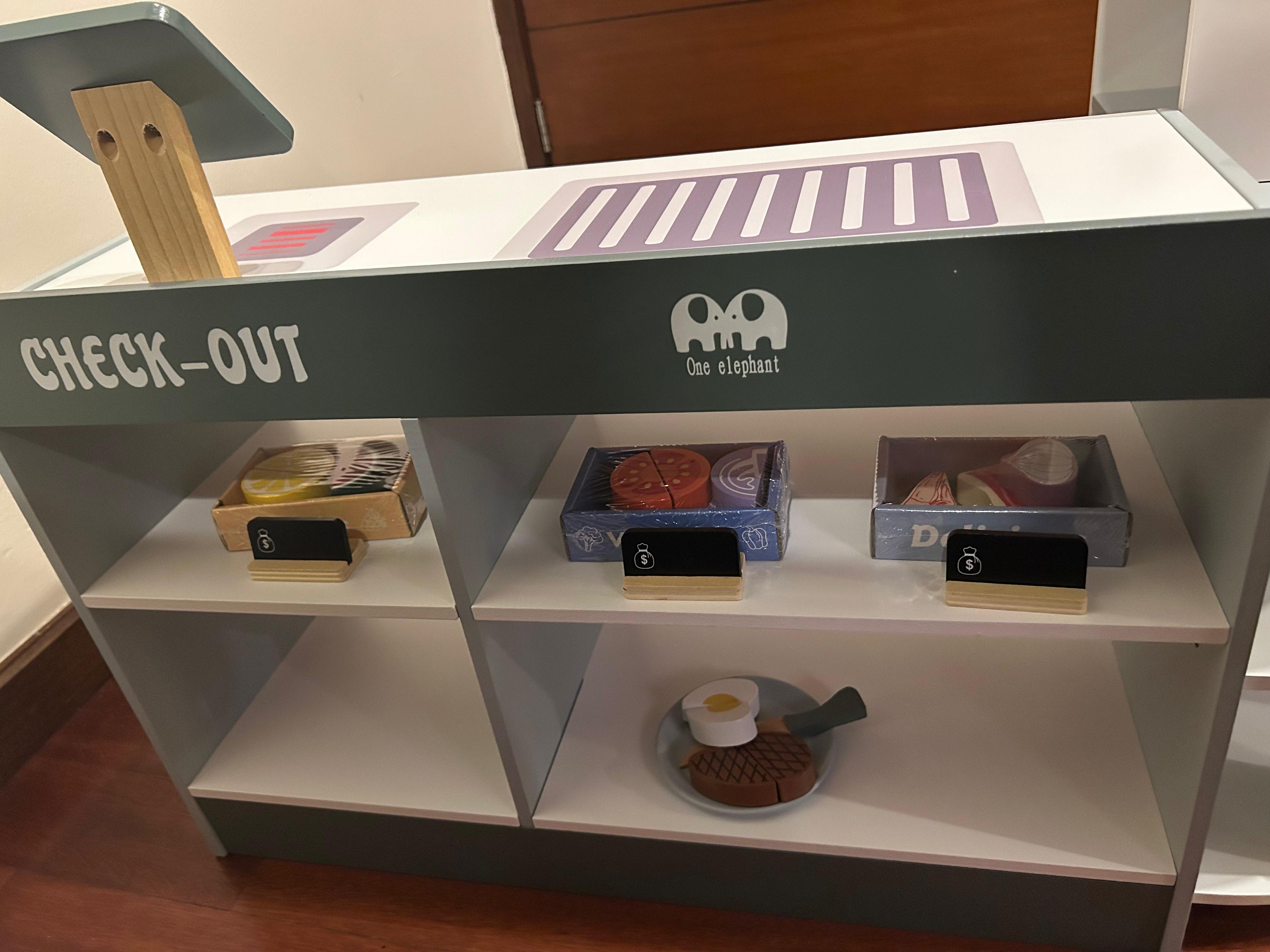 Mini Supermercado Montessori “Pequeños Compradores” – Juguete de Madera