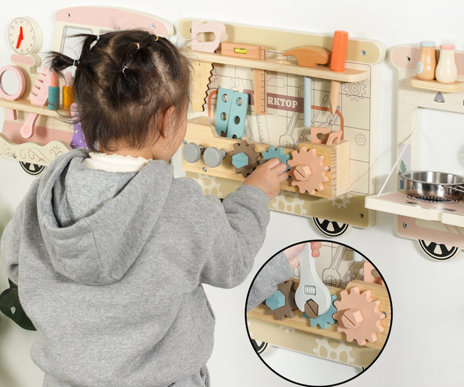 Tren de Actividades Montessori “Aventuras en la Pared” – Tablero de Madera Educativo