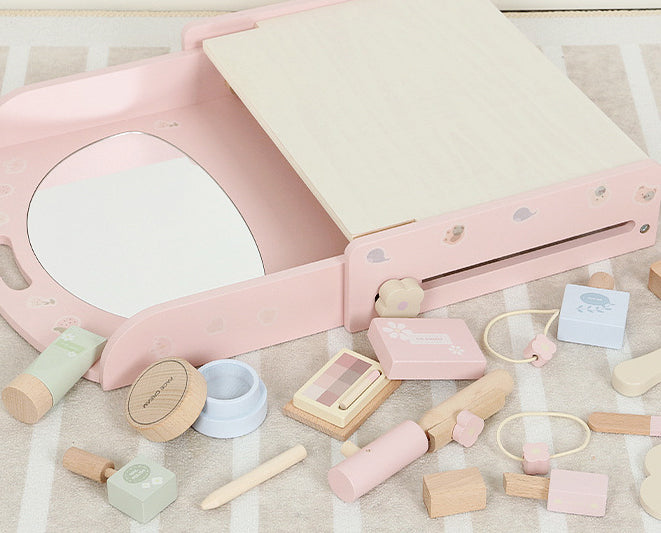 Tocador Portátil de Madera – ¡Tu Primer Set de Belleza para Jugar como Grande!